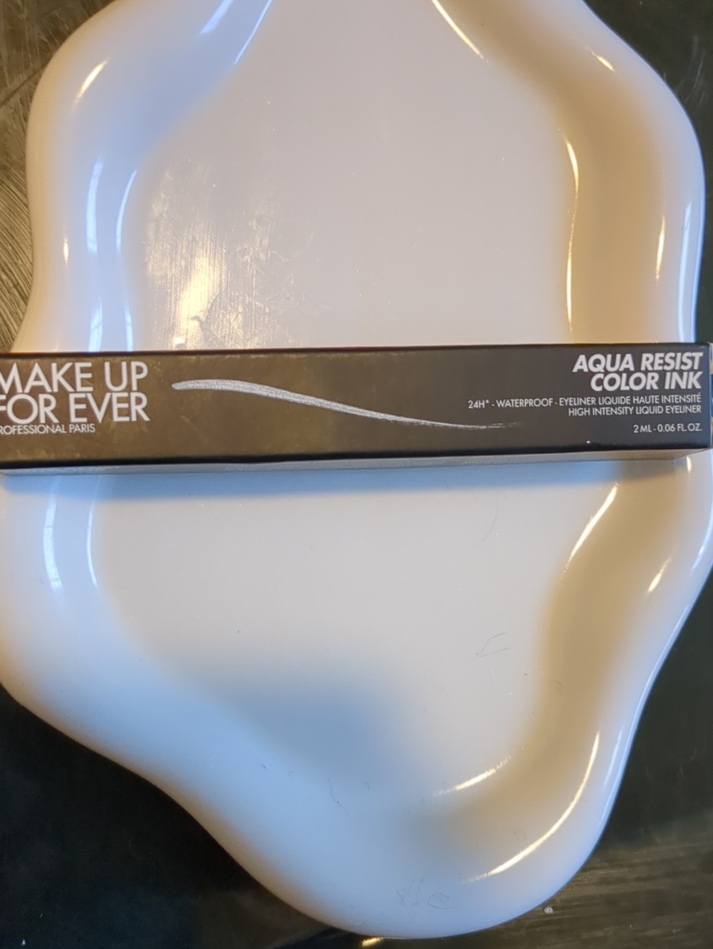 24 Hour Liquid Eyeliner